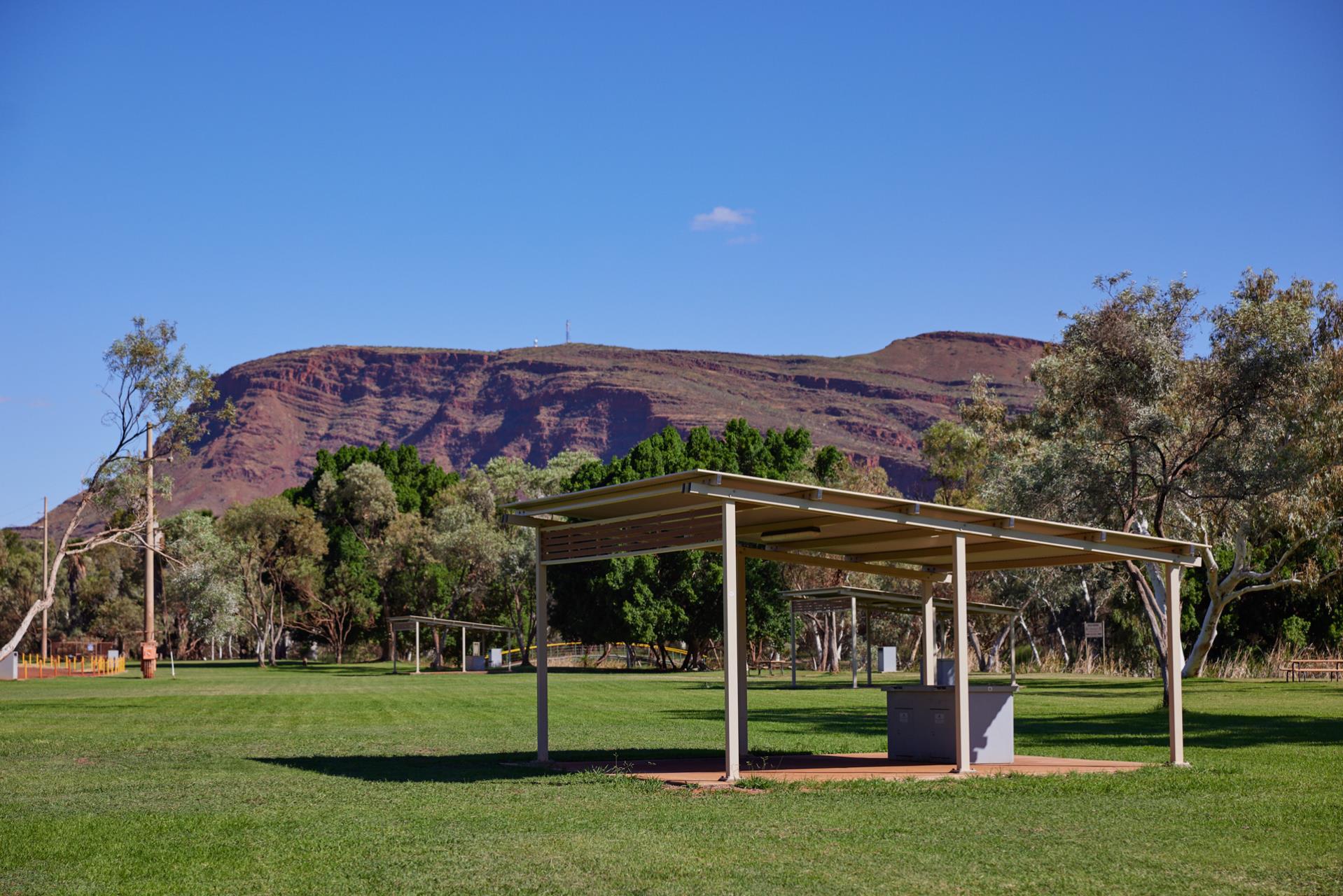 Jundunmunnah overlooking Kings Lake Picnic Grounds